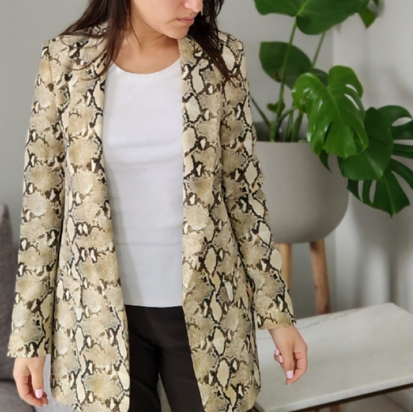 Zara blazer snakeskin pattern - Picture 5 of 6
